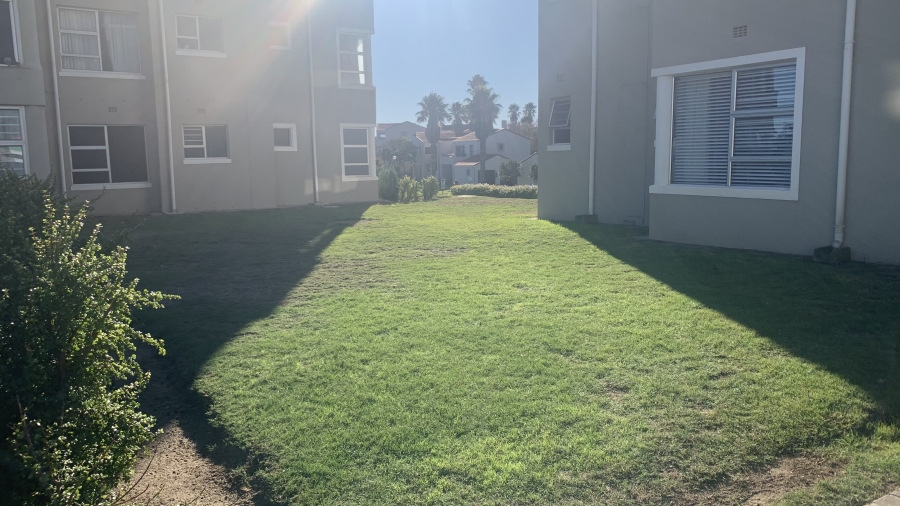 2 Bedroom Property for Sale in Greenways Golf Estate Western Cape
